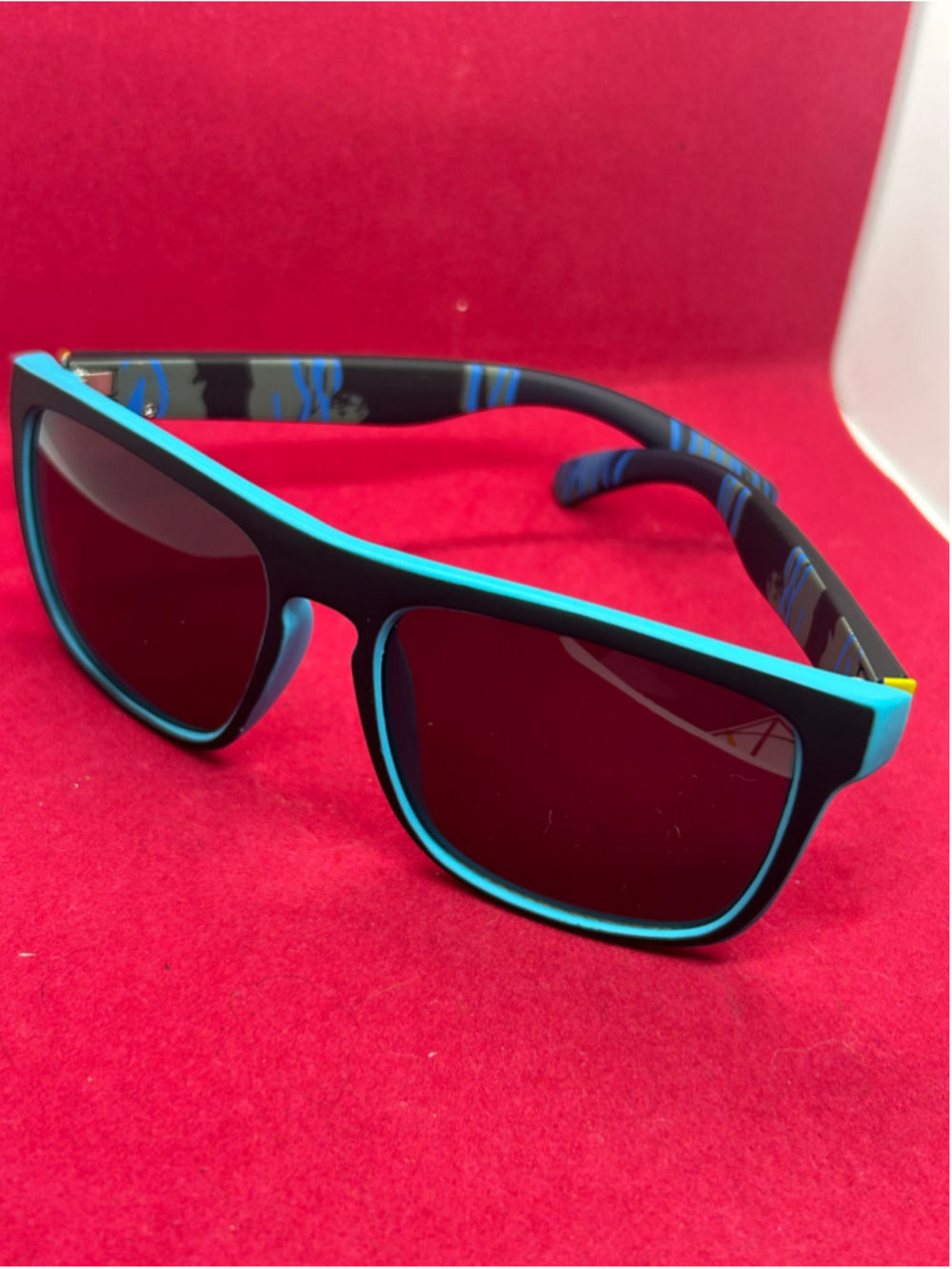 Men's Unbranded Polarized Sunglasses One Size Black and Blue